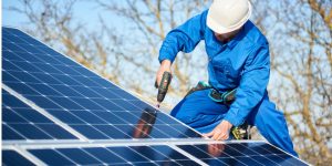 Installation Maintenance Panneaux Solaires Photovoltaïques à Uzay-le-Venon